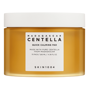 Баночка SKIN1004 Madagascar Centella Quick Calming Pad 70 шт. &mdash; заспокійливі педи з мадагаскарською центелою для чутливої шкіри.